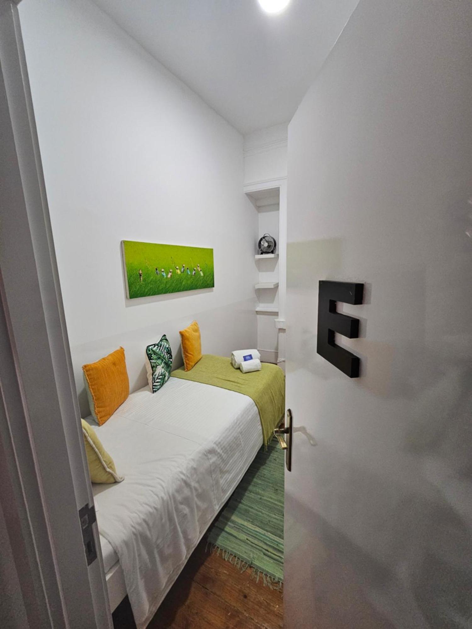Almirante Guesthouse Lisboa Стая снимка