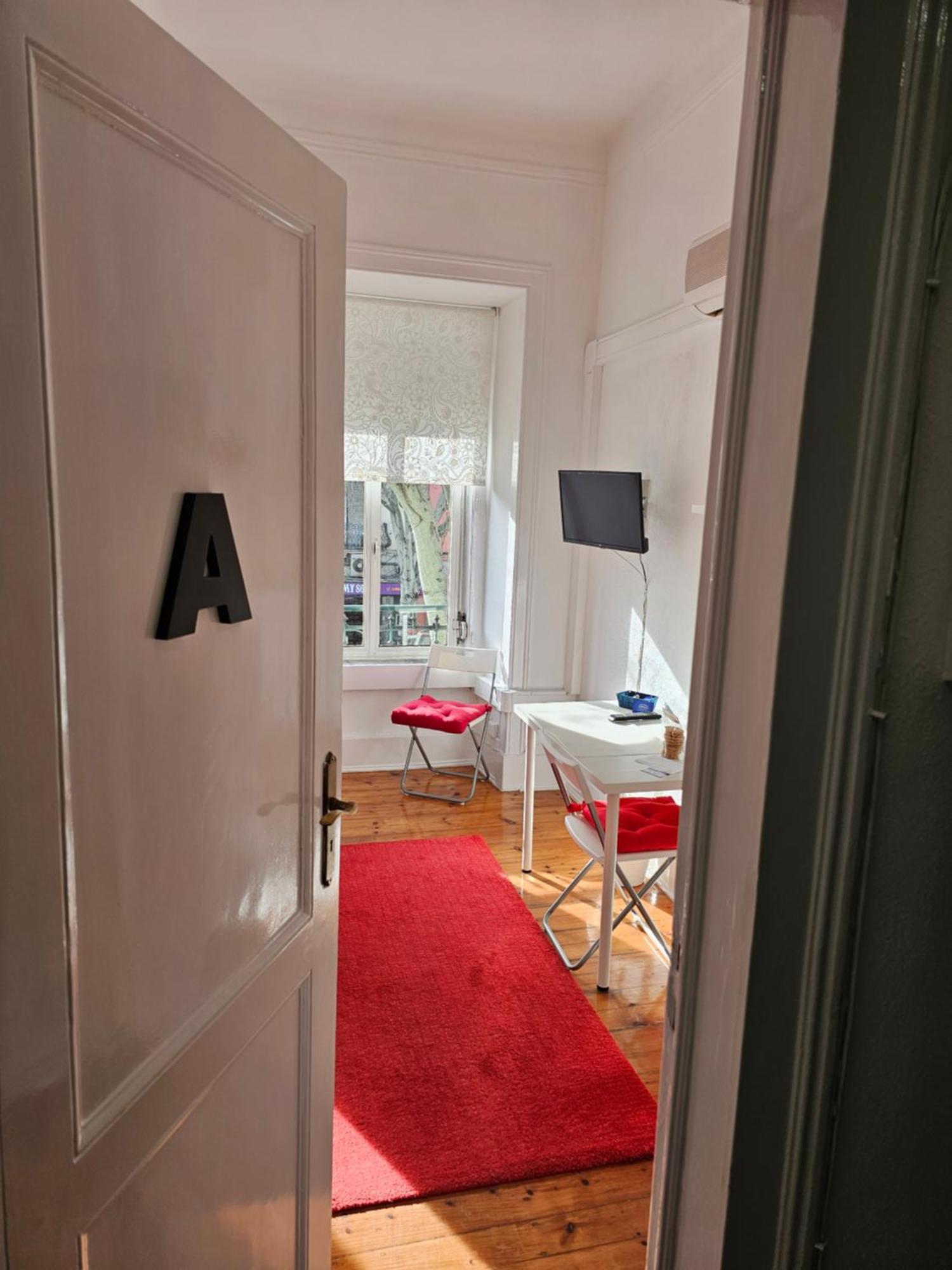 Almirante Guesthouse Lisboa Стая снимка