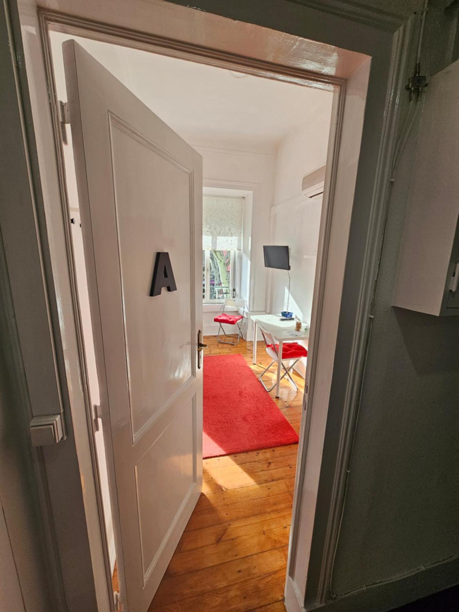 Almirante Guesthouse Lisboa Стая снимка